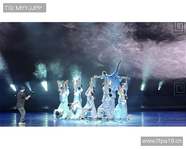 舞蹈艺术的魅力与表达：探索身体语言如何突破文化与情感的界限